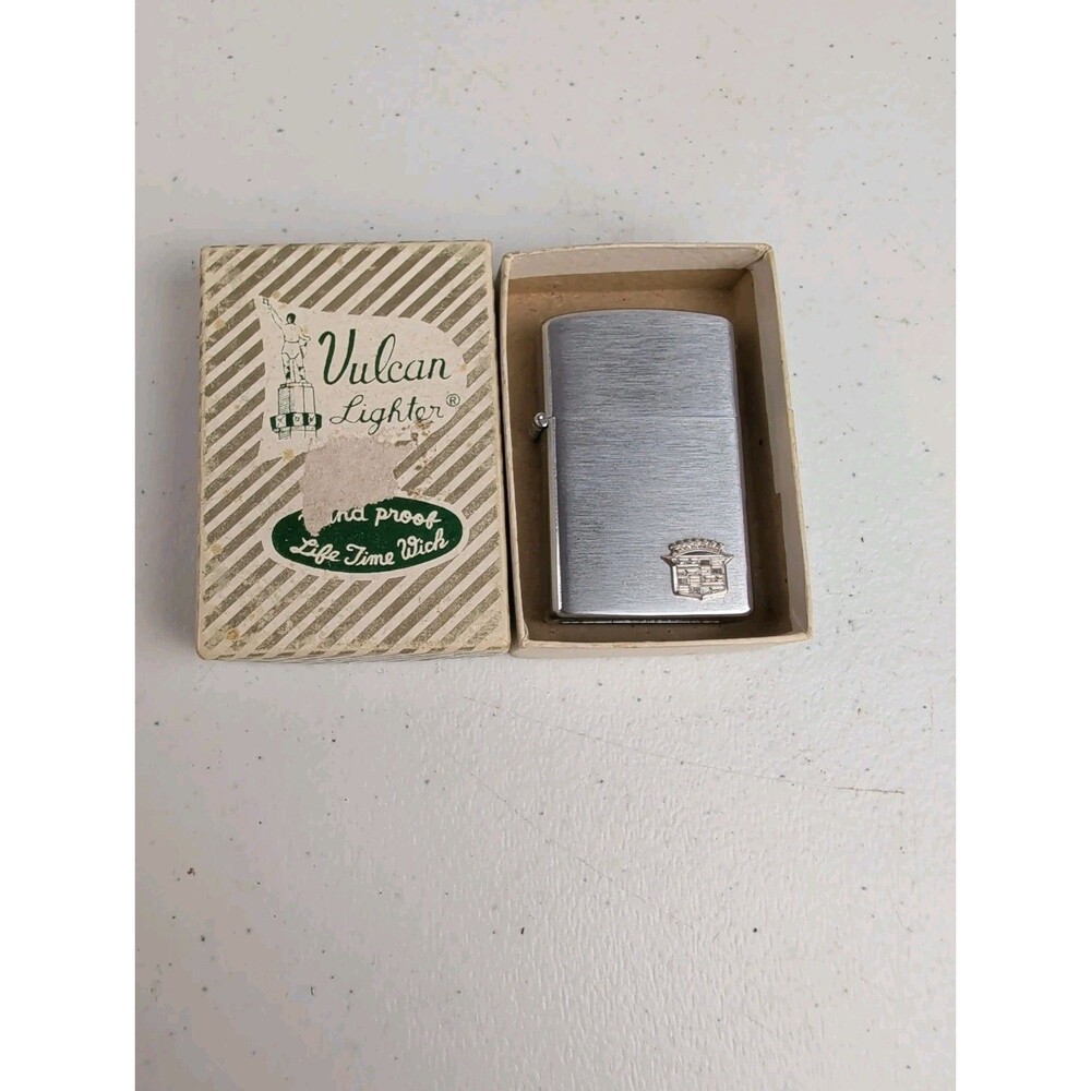 VTF Vulcan Cadillac Crest Lighter NOS w/ Box Japan Shore-Severs Detroit Advert